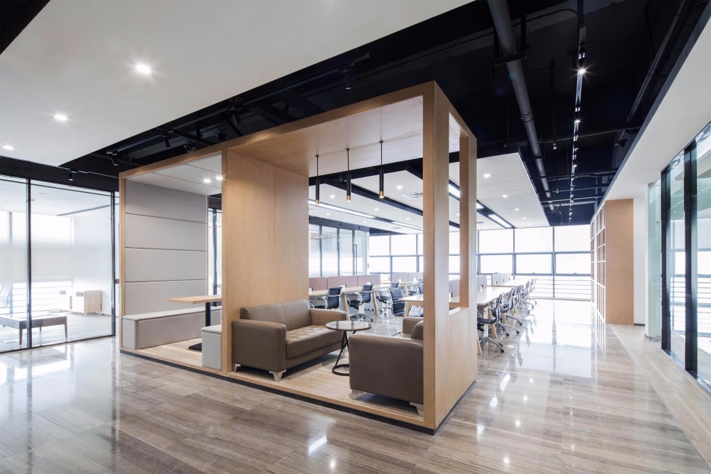 徐匯區(qū)投資有限公司辦公室裝修設(shè)計案例-第1張圖片-上海古都建筑設(shè)計集團(tuán)