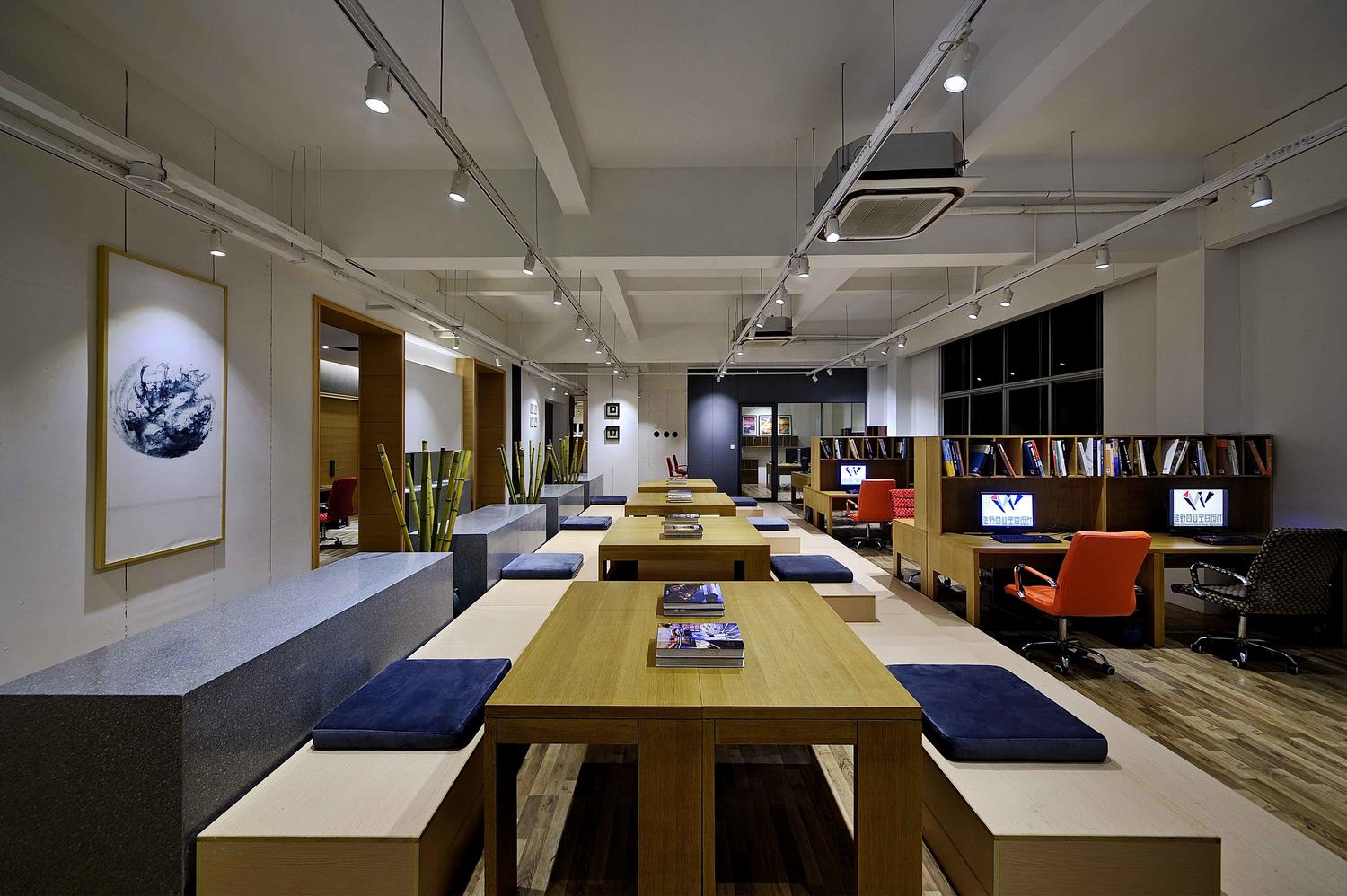 閔行區(qū)280平辦公室裝修混搭風格設(shè)計-第1張圖片-上海古都建筑設(shè)計集團