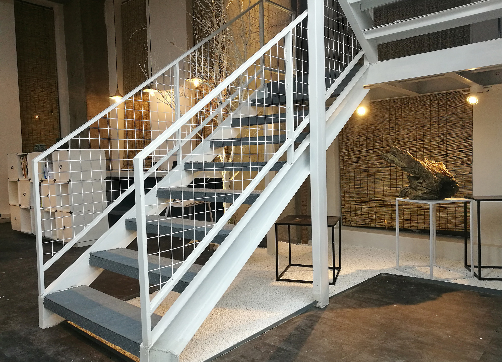 浦東新區(qū)160平辦公室裝修工業(yè)混搭風格設(shè)計-第4張圖片-上海古都建筑設(shè)計集團