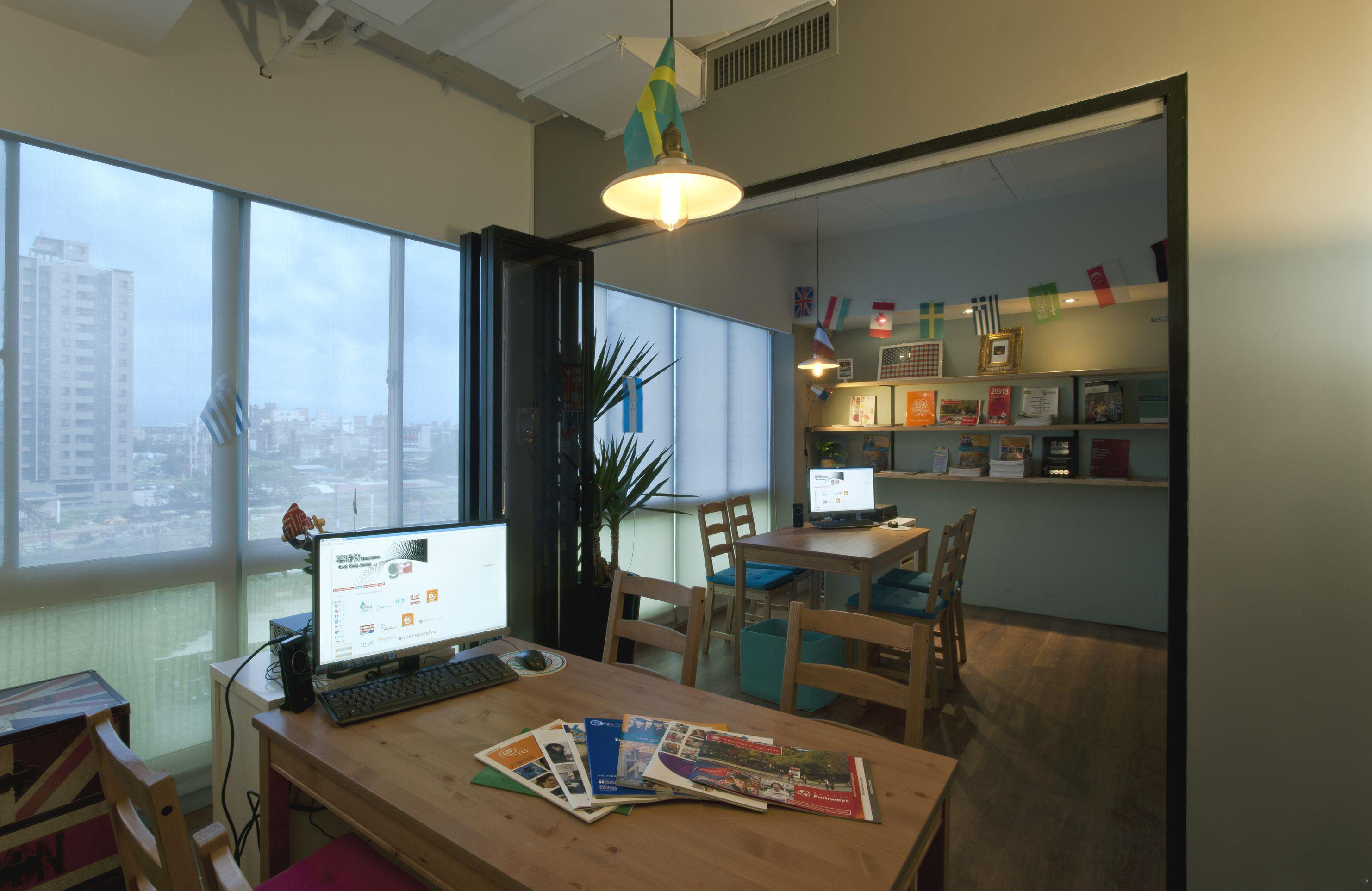 黃浦區(qū)觀景辦公室裝修設計-第3張圖片-上海古都建筑設計集團