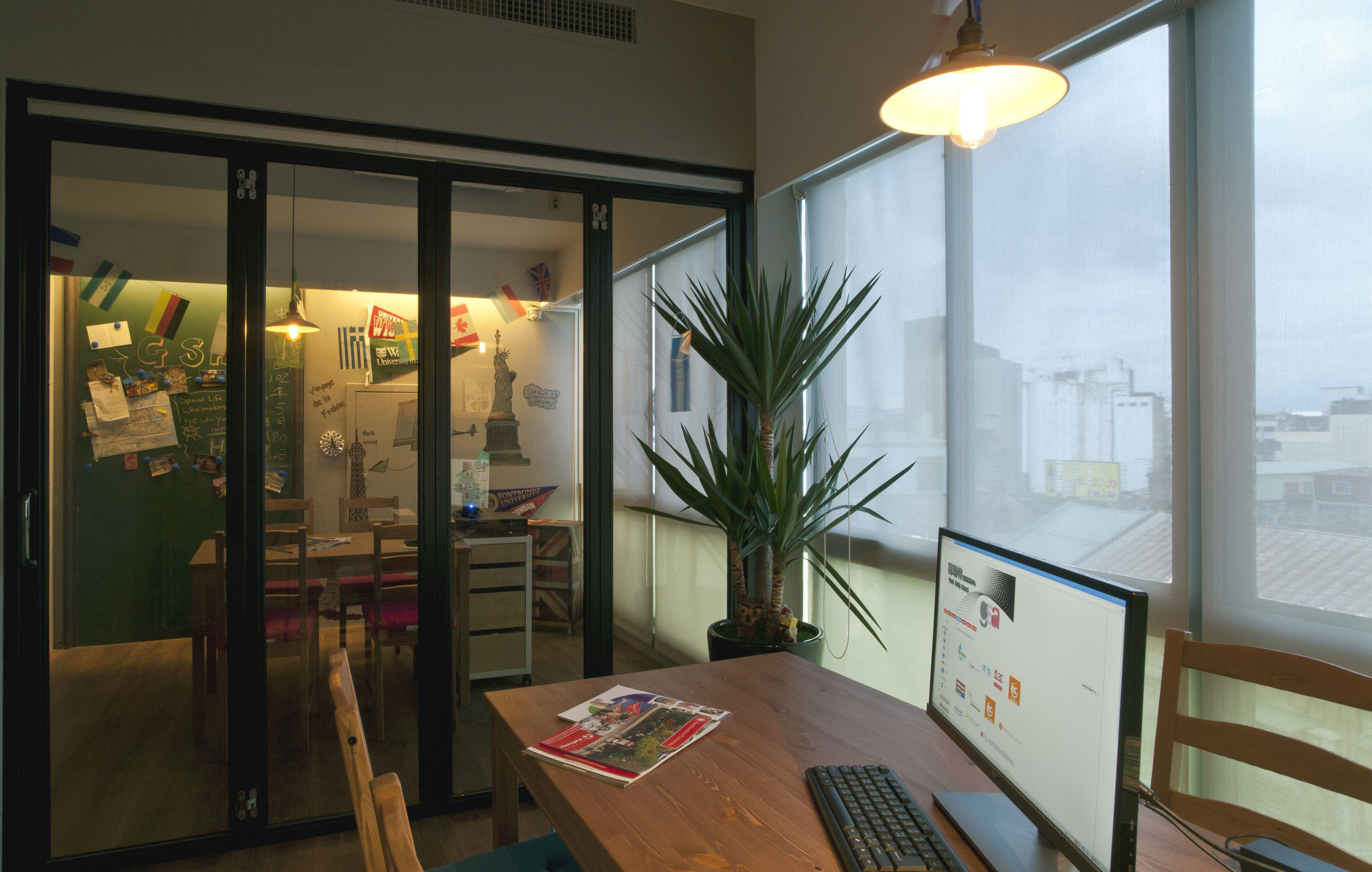 黃浦區(qū)觀景辦公室裝修設計-第6張圖片-上海古都建筑設計集團