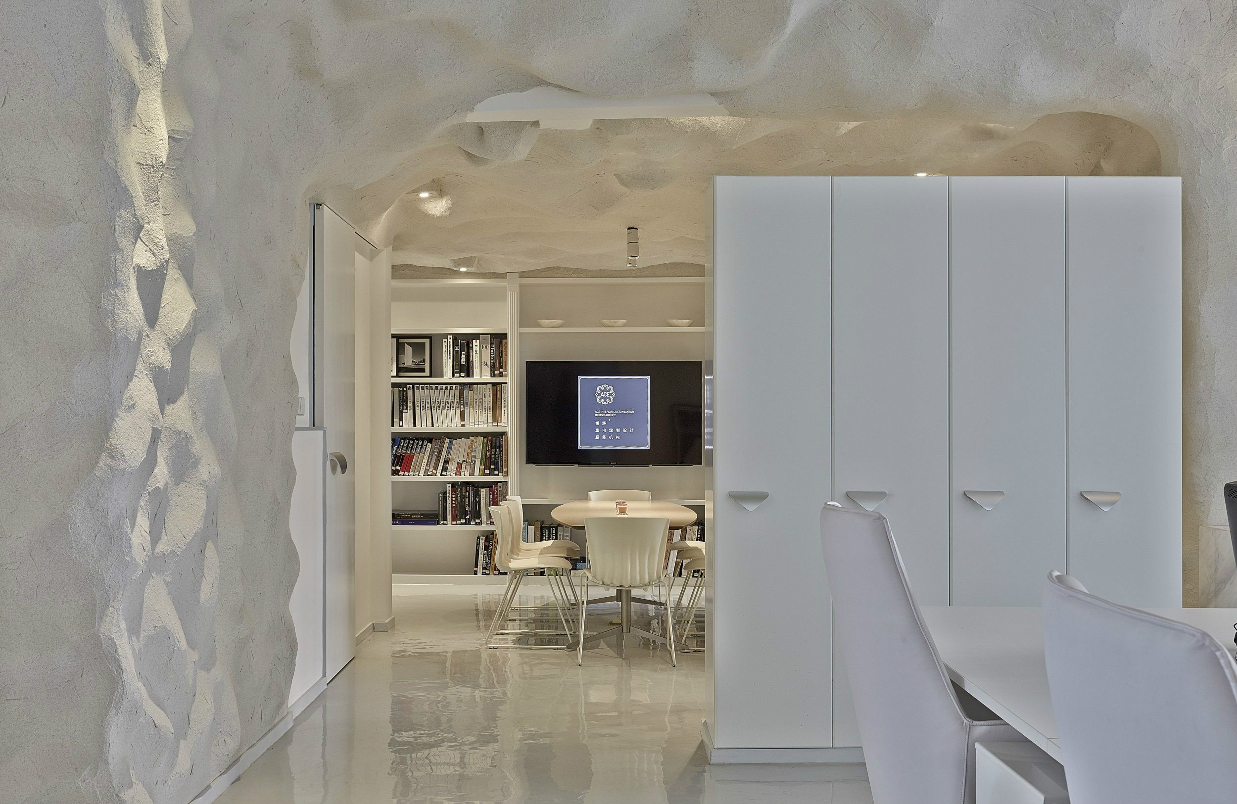 上海山洞風格辦公室裝修設(shè)計效果圖-第1張圖片-上海古都建筑設(shè)計集團