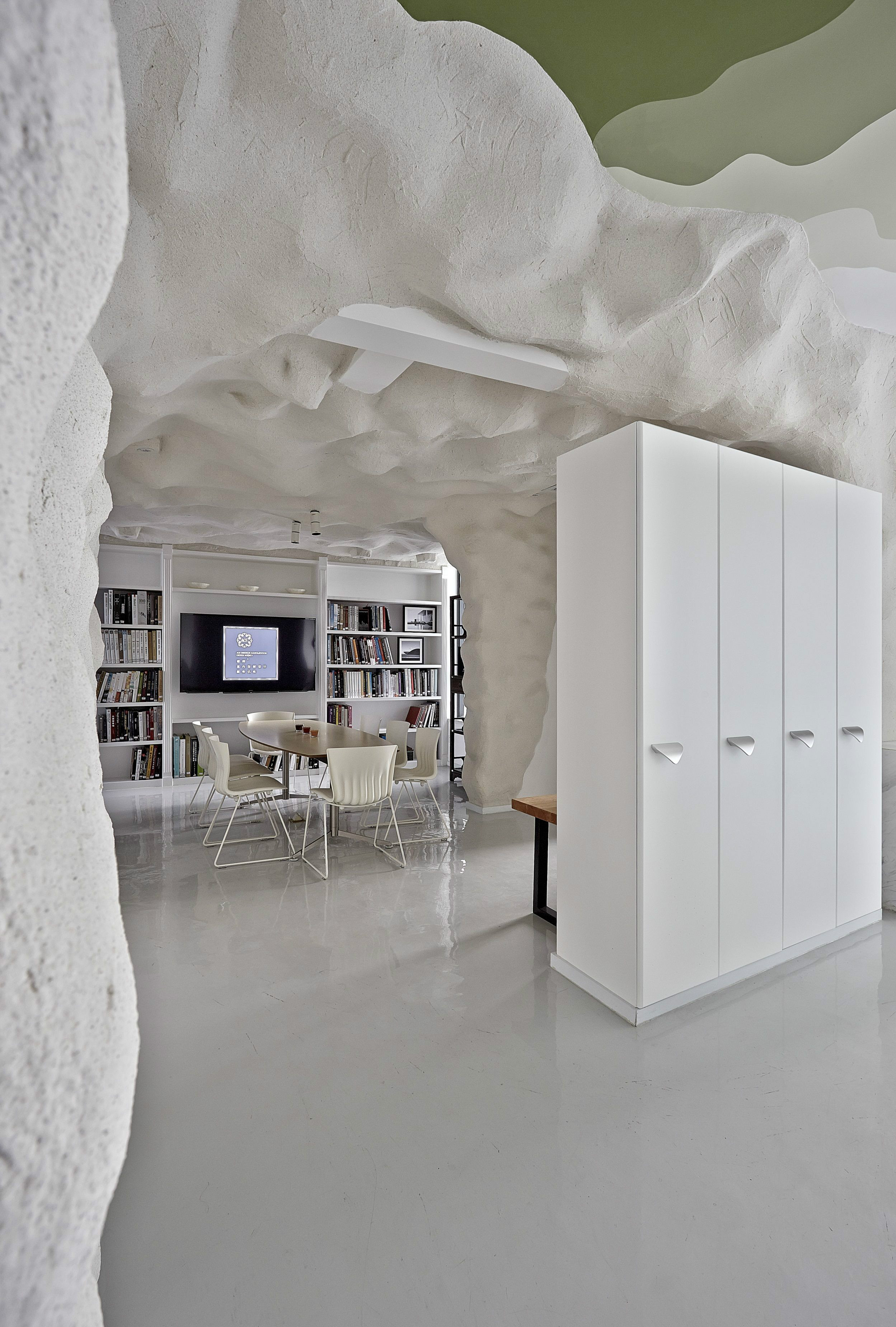 上海山洞風格辦公室裝修設(shè)計效果圖-第3張圖片-上海古都建筑設(shè)計集團