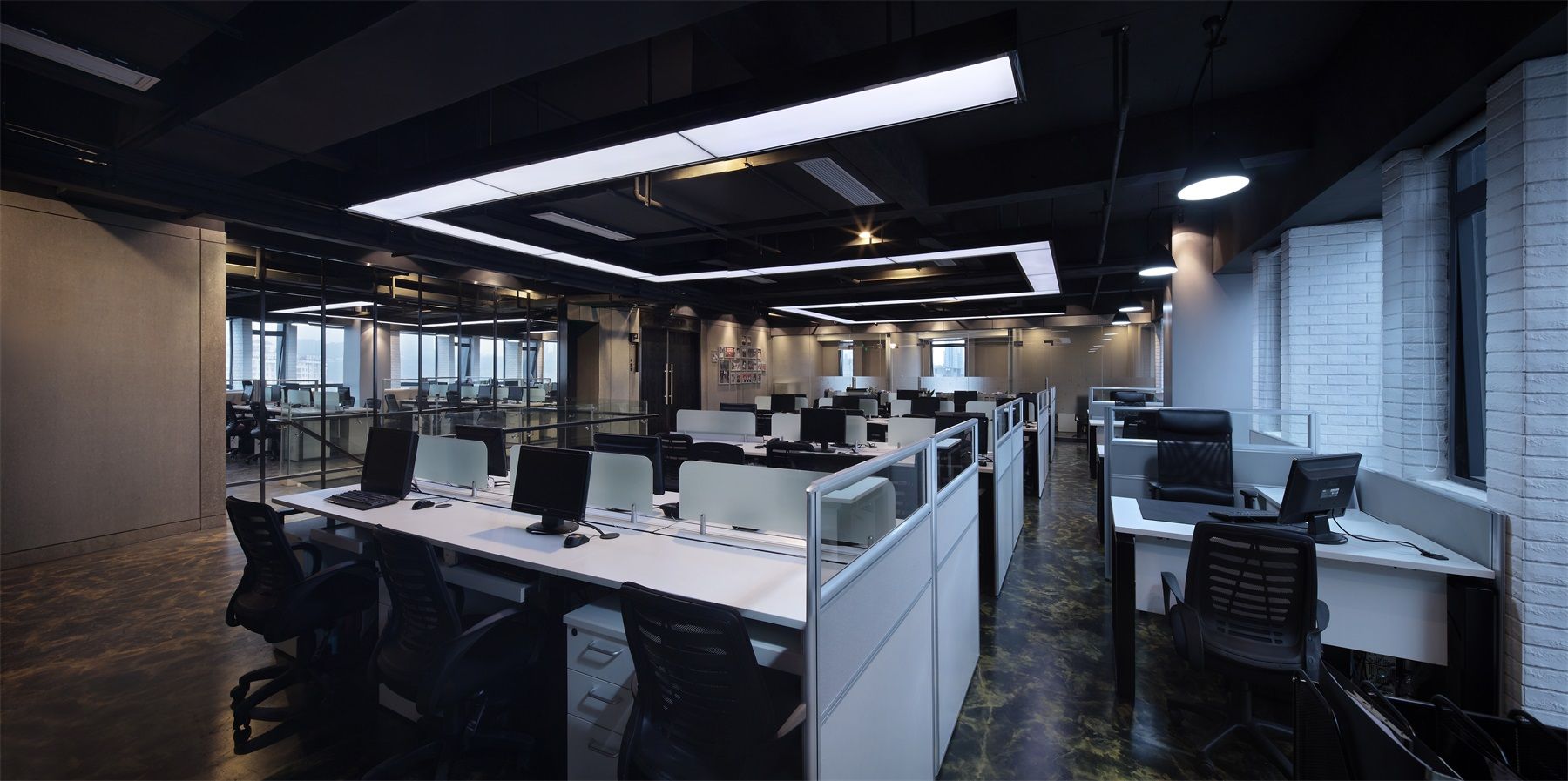 簡約風(fēng)格教育機(jī)構(gòu)辦公室裝修設(shè)計效果圖-第4張圖片-上海古都建筑設(shè)計集團(tuán)