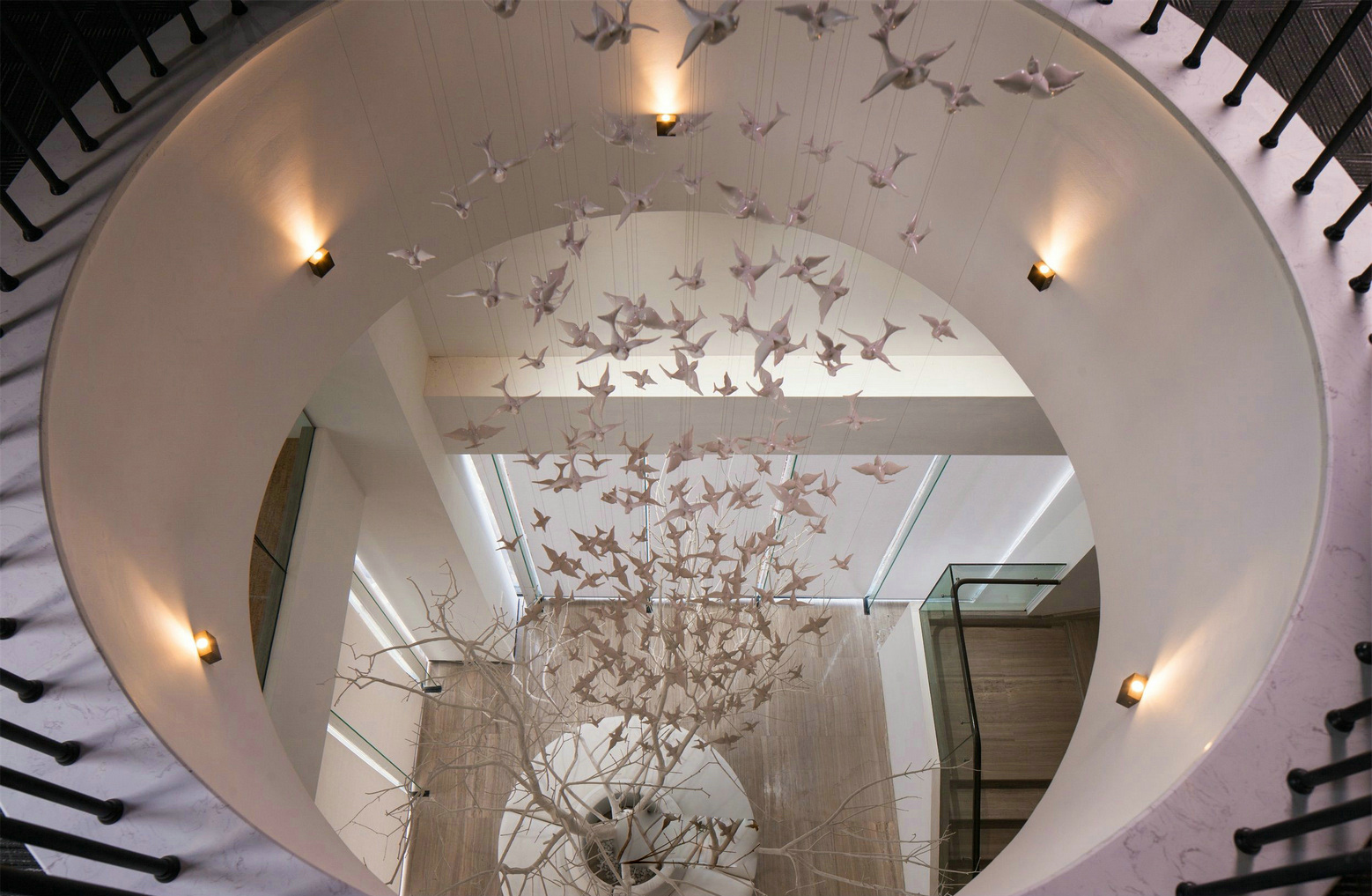 上?，F(xiàn)代時尚風(fēng)格辦公室裝修設(shè)計-第12張圖片-上海古都建筑設(shè)計集團(tuán)