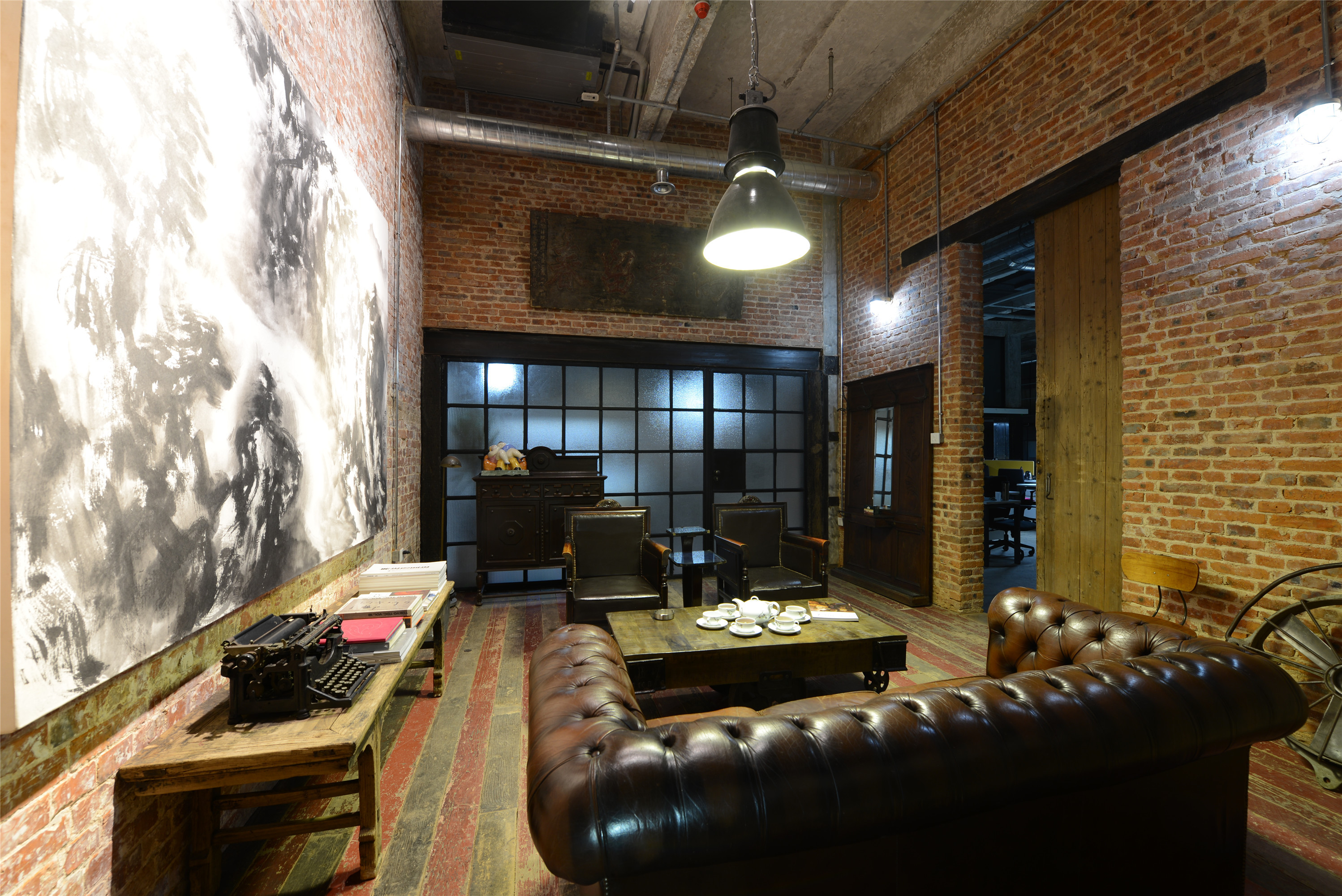 青浦區(qū)工業(yè)風(fēng)開(kāi)闊辦公室裝修設(shè)計(jì)-第6張圖片-上海古都建筑設(shè)計(jì)集團(tuán)