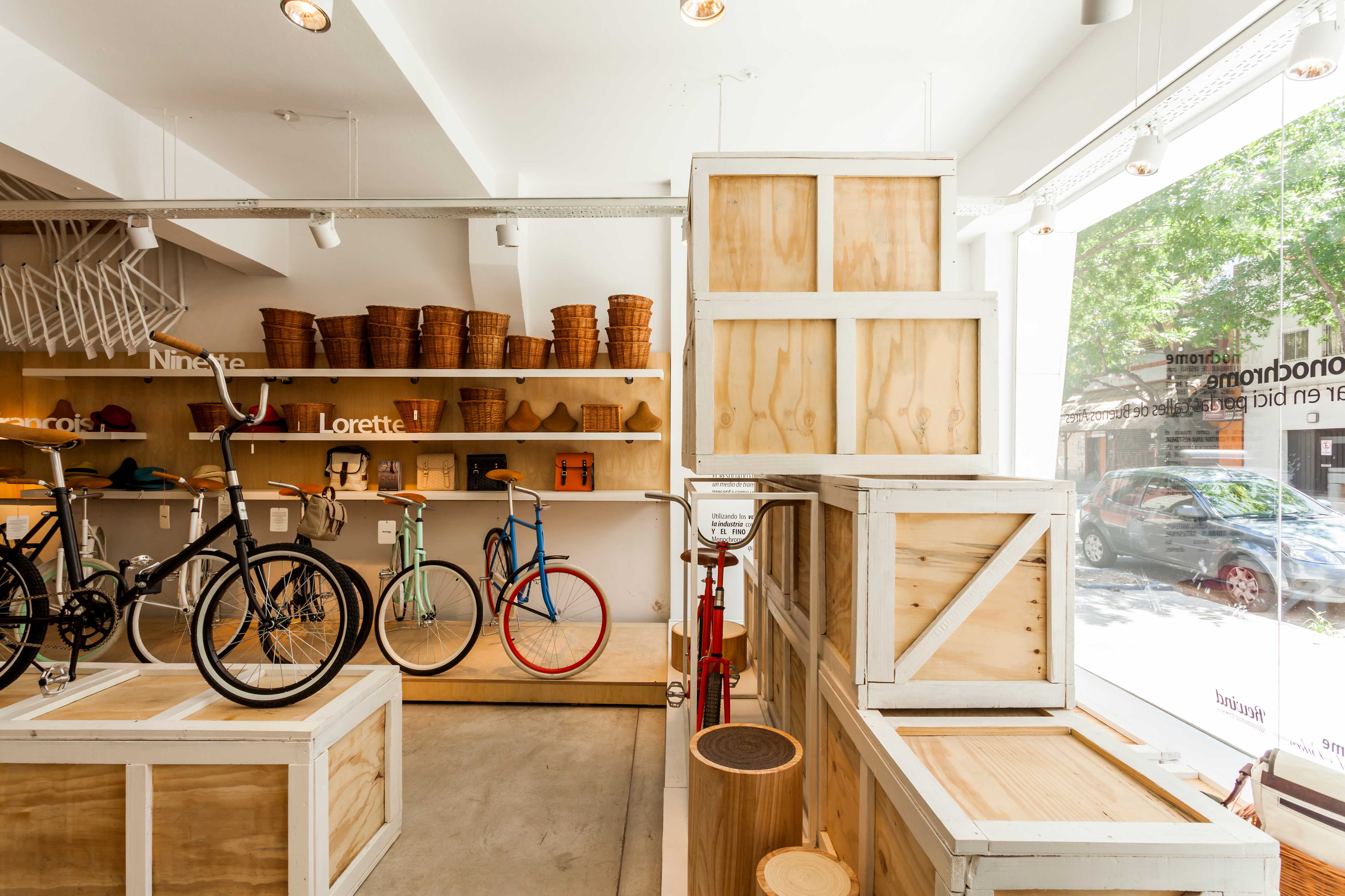 原木簡約風格自行車店裝修設(shè)計-第5張圖片-上海古都建筑設(shè)計集團