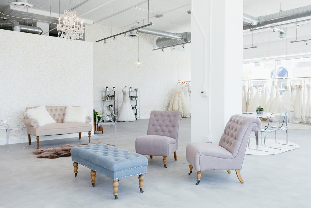 現(xiàn)代時尚婚紗店裝修設(shè)計-第2張圖片-上海古都建筑設(shè)計集團(tuán)