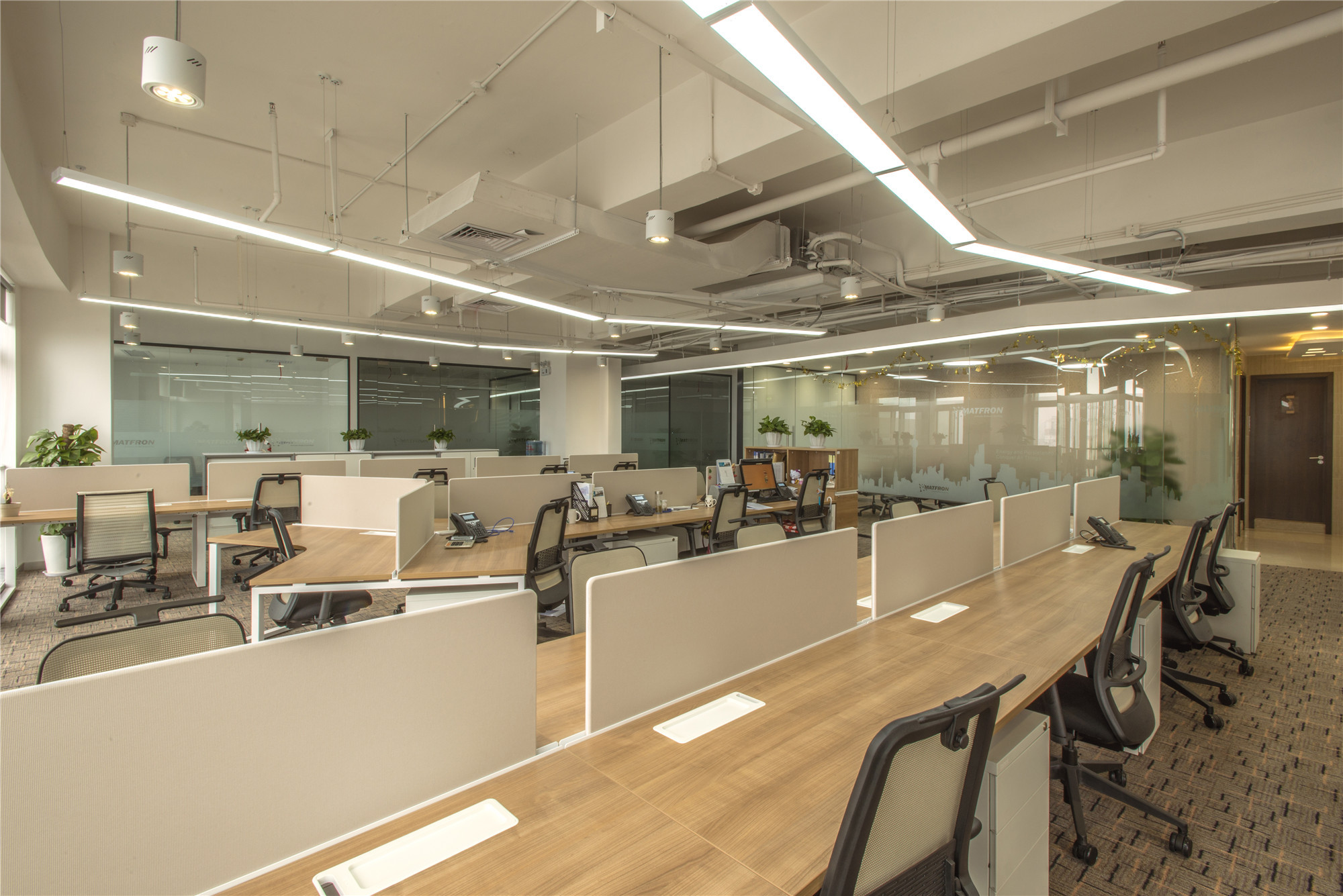 簡(jiǎn)約流暢風(fēng)格寫(xiě)字樓裝修設(shè)計(jì)-第1張圖片-上海古都建筑設(shè)計(jì)集團(tuán)