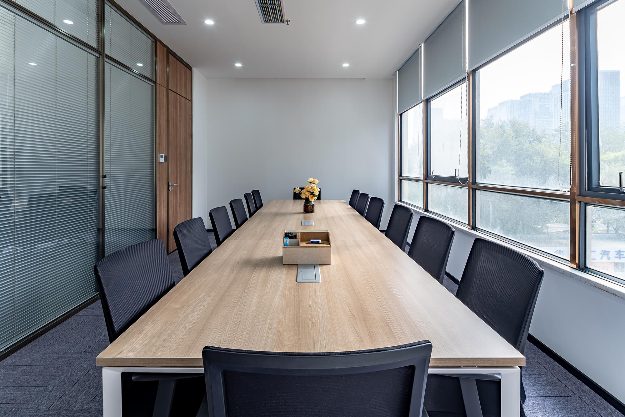 浦東5200平律師事務(wù)所辦公裝潢設(shè)計-第5張圖片-上海古都建筑設(shè)計集團