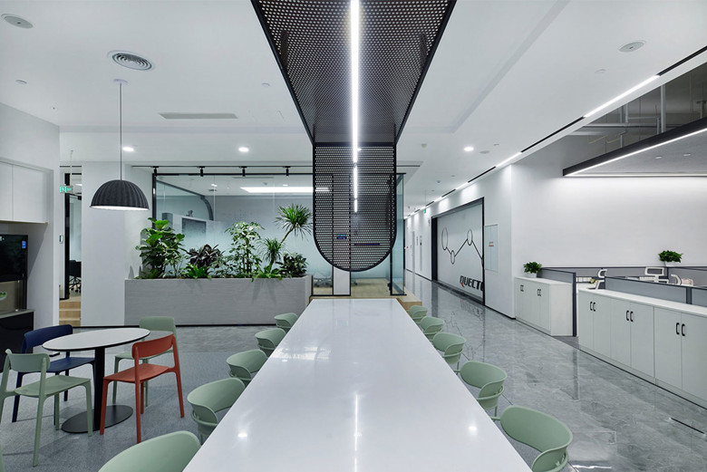 浦東張江4100平米辦公室設(shè)計裝潢實(shí)景-第5張圖片-上海古都建筑設(shè)計集團(tuán)